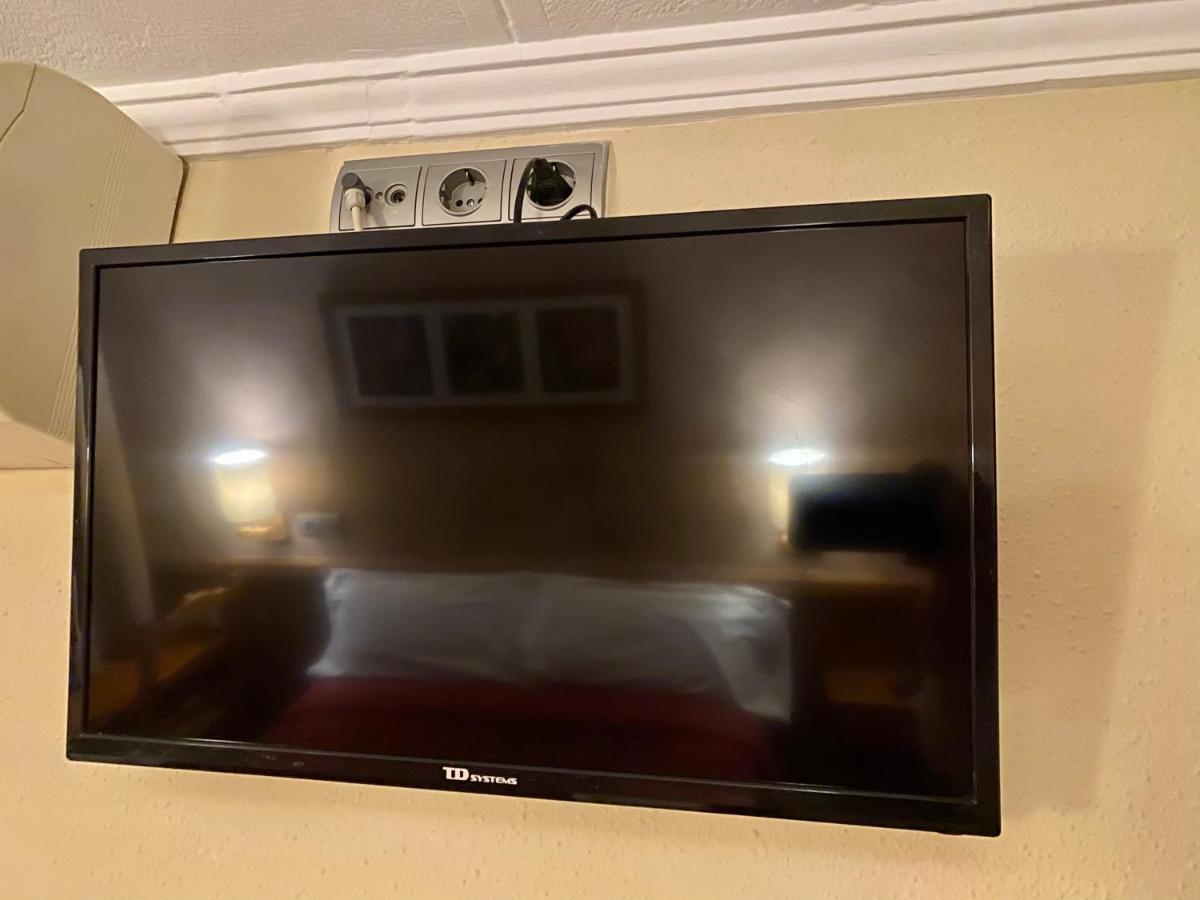 Hostal Galicia Cardedeu Zewnętrze zdjęcie